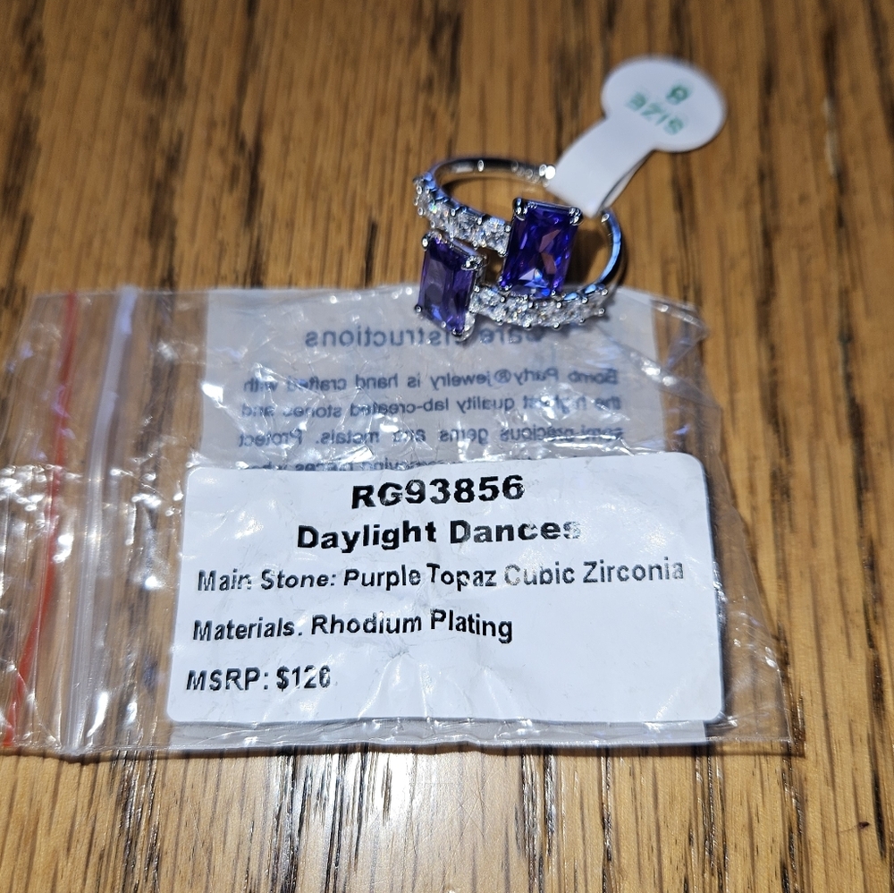 Bomb Party Purple Topaz Cubic Zircornia With Rhodium Plating Ring